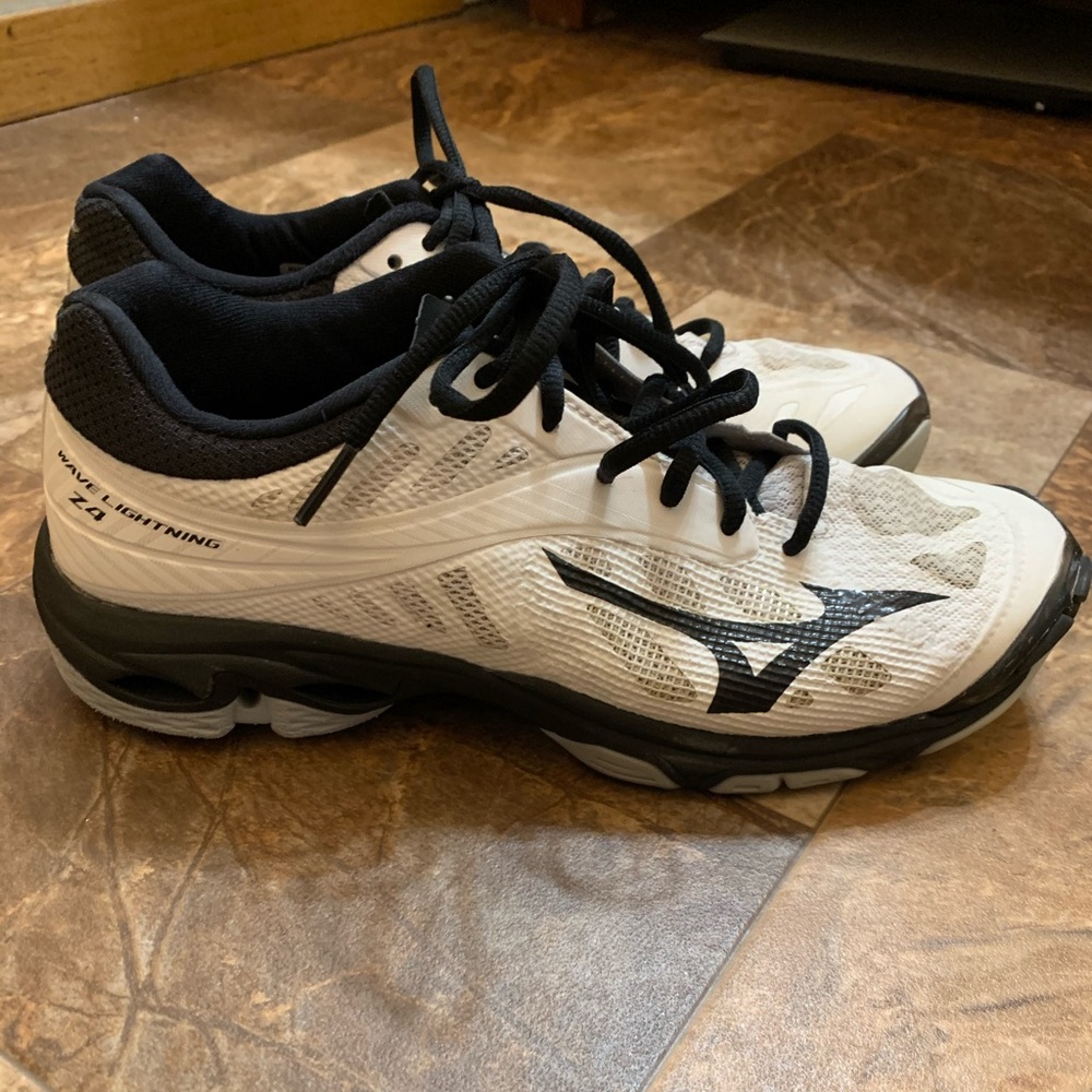 Volleyball Shoes